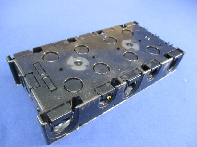 ケーブル配線用スイッチボックス 配ボックス台付 4個用(6個入) SM36B4