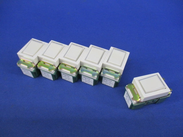 埋込ネームスイッチE(4路)(6個入) WN5064