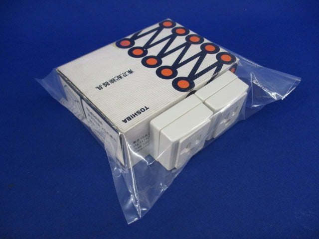 15A20A兼用露出コンセント(12個入) DC1171(W)