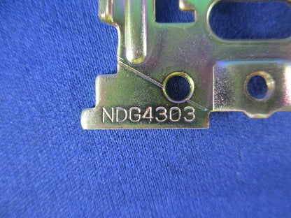 ワンタッチサポート 取付枠(12個入) NDG4303