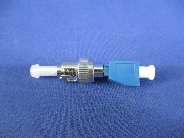 光変換中継アダプタ(異種変換) ST/UPC(Male)-LC/UPC