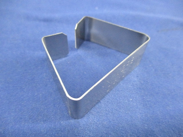 レースウェイ用カバー止め金具(29個入) DF1C