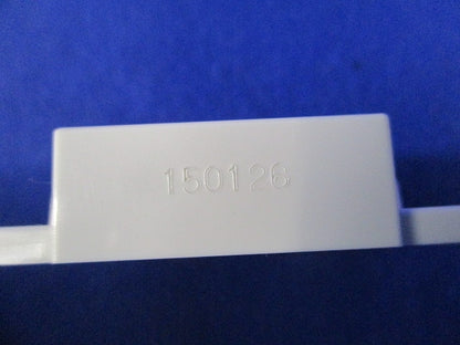 埋込通線チップ(ブッシング付)(5個入)(ホワイト) WN3025
