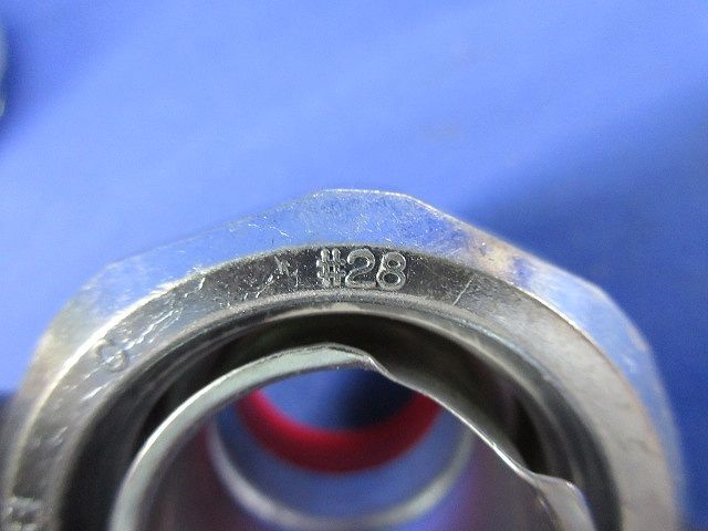 コネクタ(3個入) 28