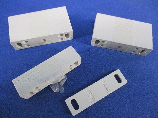 マグネットスイッチ用エンドスペーサ(26個入)(グレー) EK781HK
