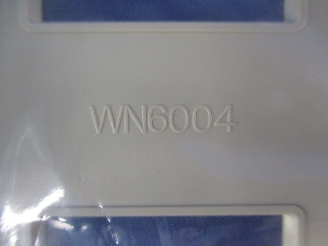 モダンプレート4コ用(10枚入) WN6004