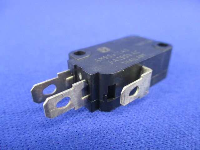基本スイッチ マイクロスイッチ ヒンジ ショートレバー形 National AM50612A3