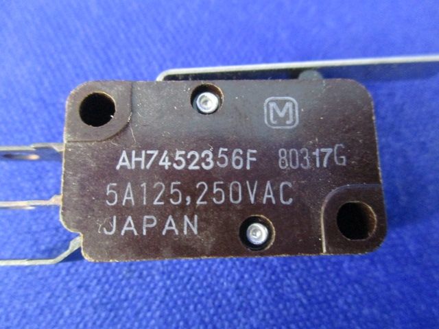 基本スイッチ マイクロスイッチ ヒンジ 長レバー形 National AH7452356F