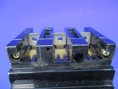 過負荷 短絡保護兼用 漏電しゃ断器 3P32A30mA(ジャンク品) SG33AM