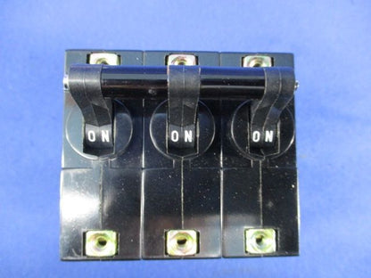 サーキットプロテクタ 1A NRAS3100