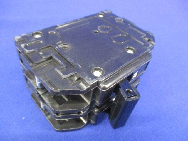 オートブレーカ2P2E20A FR52B