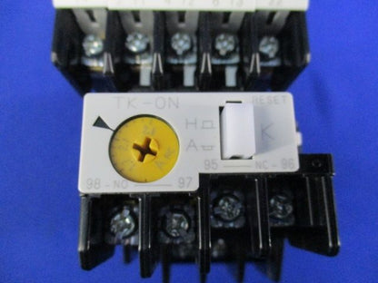 電磁開閉器 1.7A-2.6A DC200V SC-05/G+TK-0N