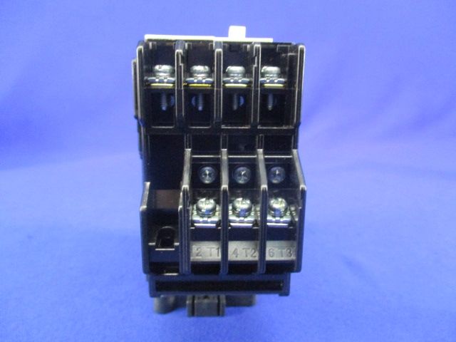 電磁開閉器 1.7A-2.6A DC200V SC-05/G+TK-0N