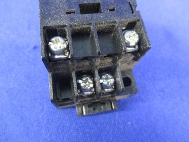 リレー用ソケット(2個入) TP58X2