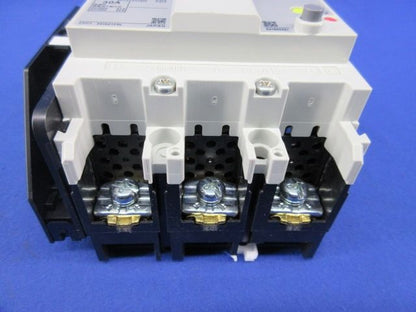 サーキットブレーカ3P30A EW50EAG