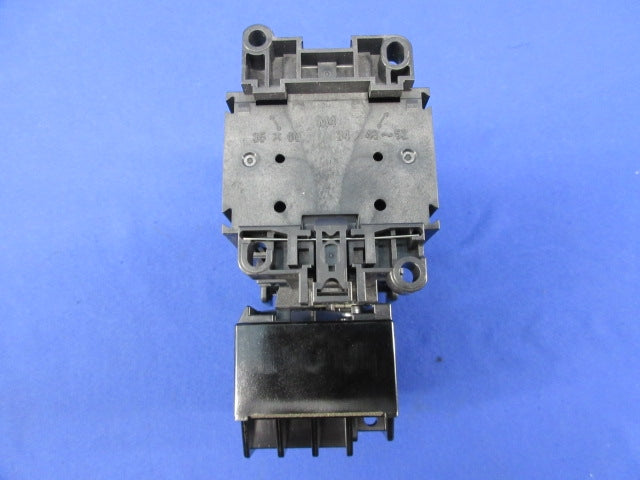 電磁開閉器9-13ADC200V SW-05/G/2E