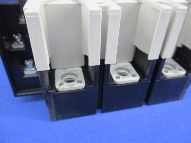 ノーヒューズ遮断器3P100A NF125-CV