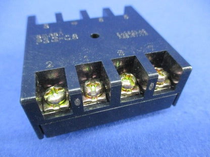 丸形 共用ソケット 8ピン 裏面接続用(3個入) P3G-08