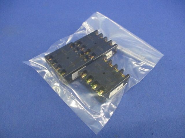 丸形 共用ソケット 8ピン 裏面接続用(3個入) P3G-08