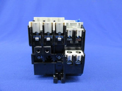 開放形電磁開閉器 2.8A-4.4A S-T21+TH-T25