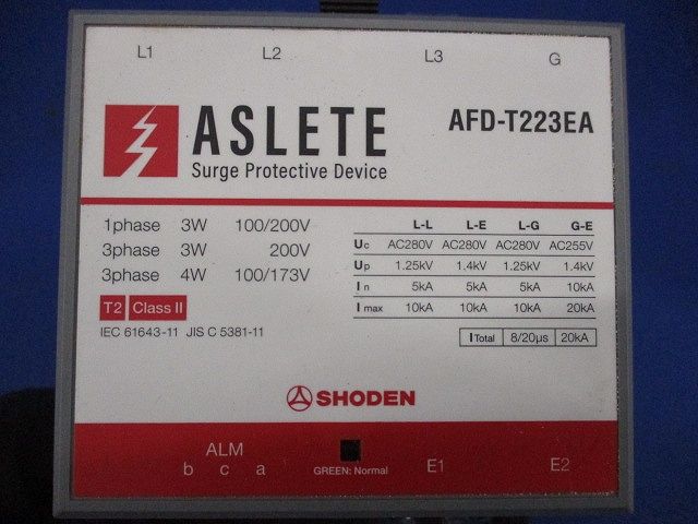 新分離器内蔵・電源用SPD(ELCB用接地端子付) AFD-T223EA