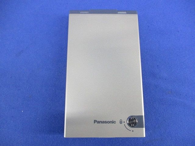 防雨薄型コンセントガードプレート3コ用(簡易鍵付) WTF7983