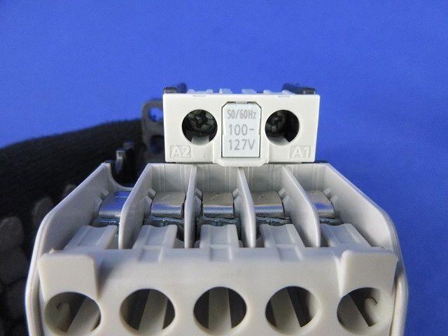 コンタクタ形電磁継電器 SR-T5