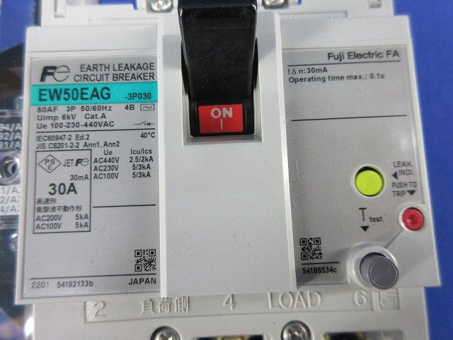 サーキットブレーカ3P30A EW50EAG