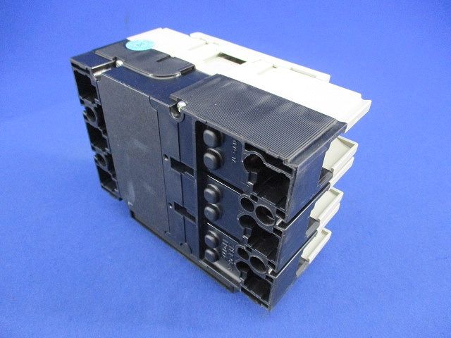 ノーヒューズ遮断器3P50A NF125-CV