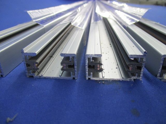 ライティングレール約1.5ｍ(切断品)4個入(シルバー) NDR0213(S)