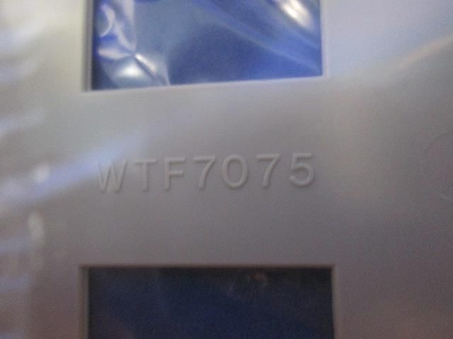 コンセントプレート5コ用(5個入)(利休色) WTF7075