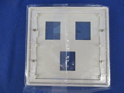 カラープレート?形3コ用(白)(10個入) DG5623W