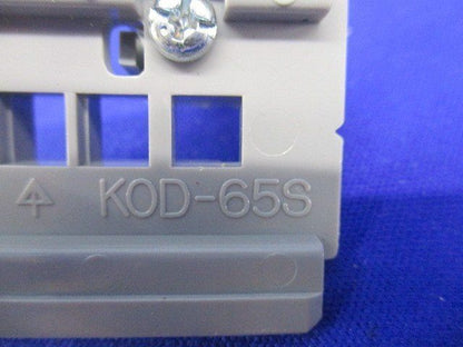 角バー台座(30個入) KOD-65S