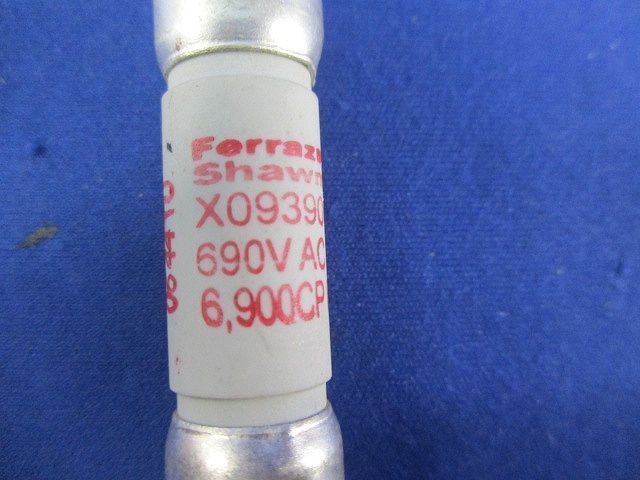 ヒューズ(3個入) 690VAC20A