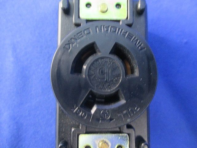 引掛形埋込コンセント(4個入) 3120