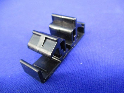 パンタイホルダー(数量未計測) CRTA-M-L