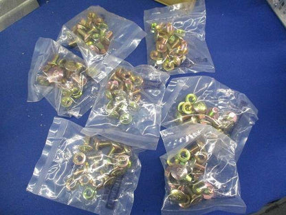 垂直支持金具(8組入)(1組分ビス不足) B20RNU1R