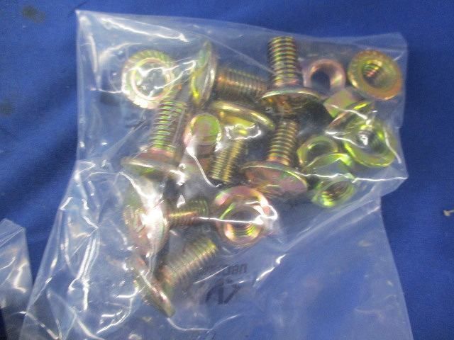 垂直支持金具(6組入) B20RNU1R