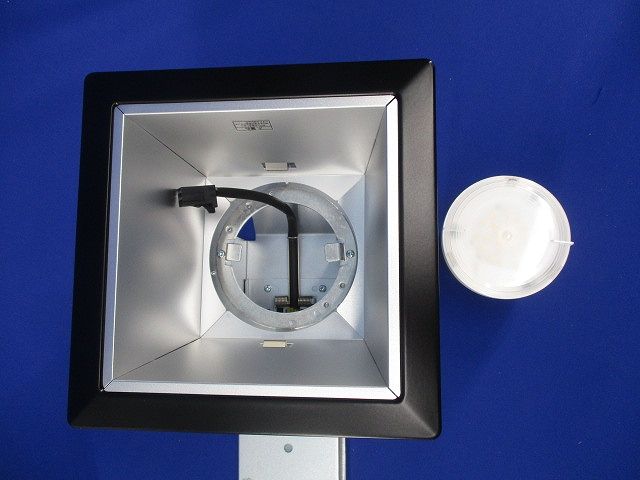 LEDユニット交換形ダウンライト角形(1セット入) LEDD-186000-LS9