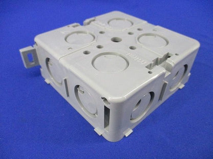 軽量間仕切り用アウトレットボックス(平塗代カバー付)(12個入) CDO-K4AZ