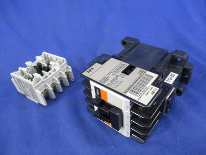補助継電器100V・接点ユニットセット(キズ・汚れ有) AR4+TB-AX22H/65