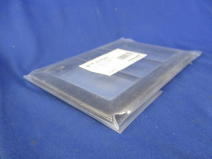 グレーシア スイッチプレート3連用(2枚入)(ダークブラウン)(新品未開封) WTV6103A2