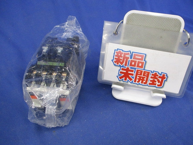 補助継電器100V(新品未開封) AR4
