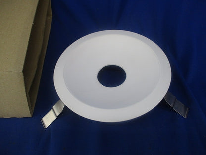 LEDダウンライト 反射板枠φ150(キズ・汚れ有) EL-D04/3