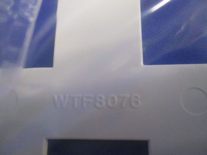 コンセントプレート6コ用(9枚入)(ホワイト)(新品未開封) WTF8076