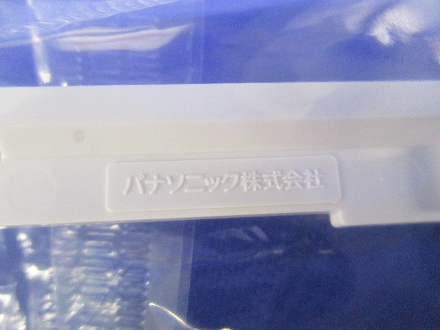 コンセントプレート6コ用(9枚入)(ホワイト)(新品未開封) WTF8076