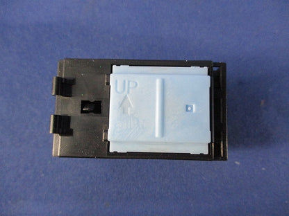 埋込「入」「切」表示スイッチセット(ホワイト) WTC526123W