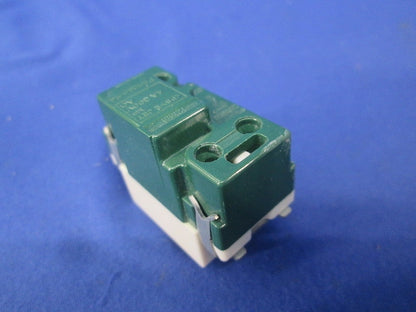 埋込パイロットスイッチB(2個入)(キズ・汚れ有) WN5241