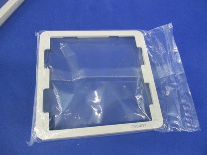 モダン厚型継枠2連用(10個入)(ミルキーホワイト)(新品未開封) WN8072