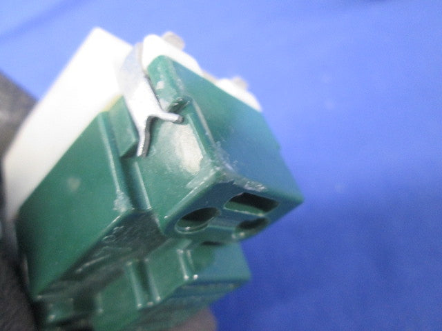 埋込パイロットスイッチB(2個入)(キズ・汚れ有) WN5241